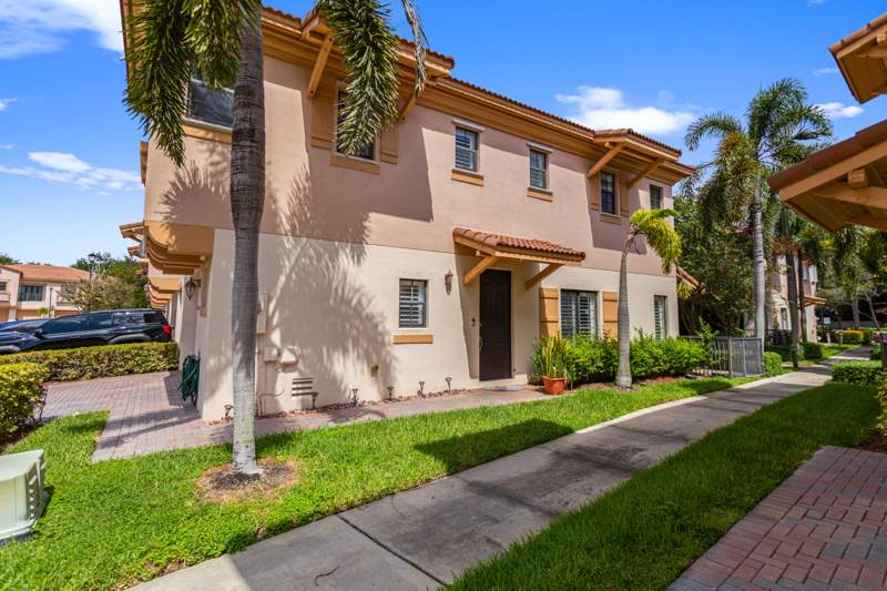 3 bedroom Townhouse at 4783 Preserve Street, Grand Cypress Replat, Coconut Creek — photo 4