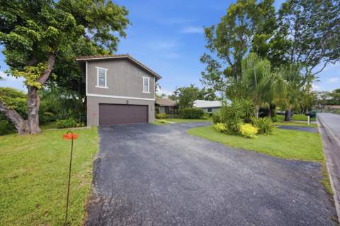 1348 NW 113th Terrace, Coral Springs FL - photo 6 of 58
