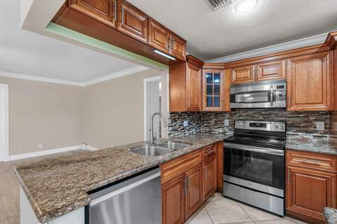 9396 Gettysburg Road, Boca Raton FL - photo 15 of 51
