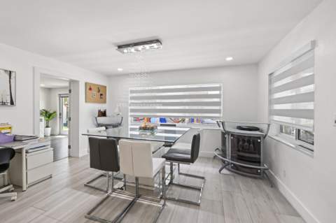3230 Roosevelt Street, Hollywood FL - photo 14 of 44