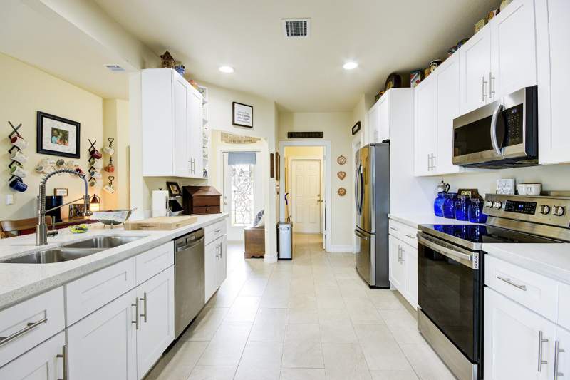 4 bedroom Single Family Residence at 2329 SW Mountwell Street, Port St Lucie Section 18, Port St. Lucie — photo 5