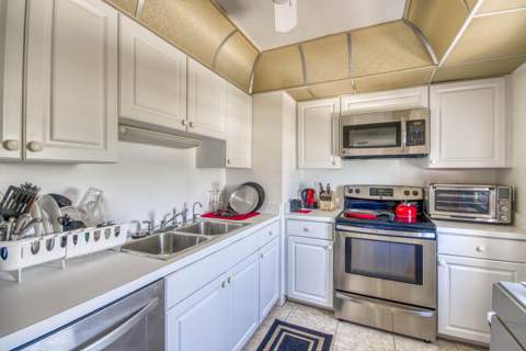 5200 N Flagler Drive #1106, West Palm Beach FL - photo 13 of 25