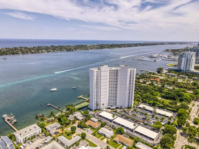 2 bedroom Condominium at 5200 N Flagler Drive #1106, Placido Mar Condo, West Palm Beach — photo 5