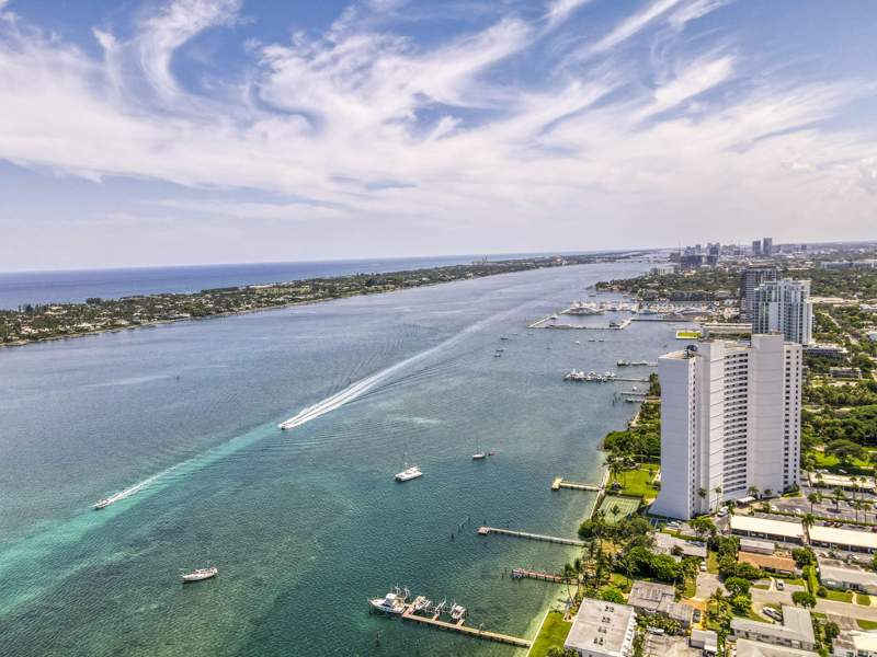 2 bedroom Condominium at 5200 N Flagler Drive #1106, Placido Mar Condo, West Palm Beach — photo 4
