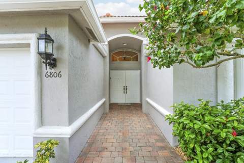 6806 Rienzo Street, Lake Worth FL - photo 6 of 71