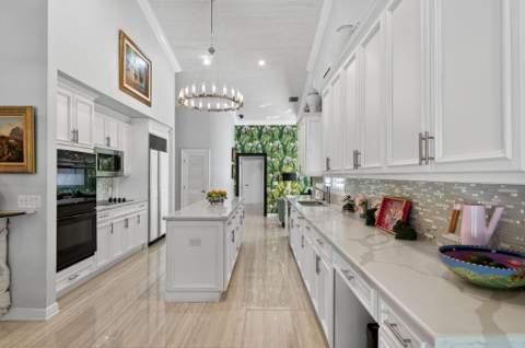7205 Mandarin Drive, Boca Raton FL - photo 16 of 71