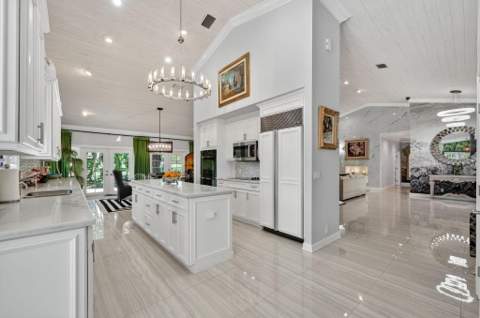 7205 Mandarin Drive, Boca Raton FL - photo 17 of 71