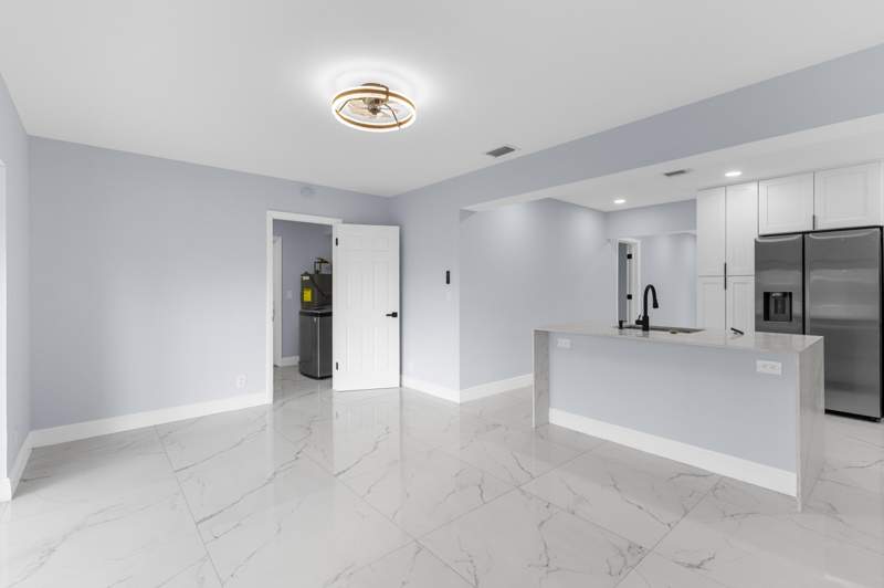 3 bedroom Single Family Residence at 1772 NW 38th Street, Royal Palm Acres Eighth Sec, Oakland Park — photo 4