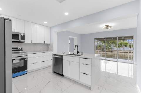 1772 NW 38th Street, Oakland Park FL - photo 9 of 25