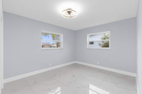 1772 NW 38th Street, Oakland Park FL - photo 13 of 25