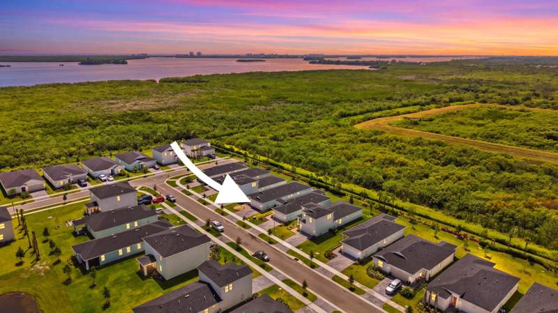4 bedroom Single Family Residence at 3395 Cedar Grove Drive, Seagrove Pud, Fort Pierce — photo 4