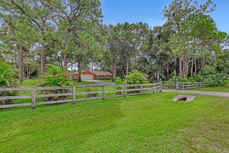 3 bedroom Single Family Residence at 17212 130th Avenue, Unincorporated, Jupiter — photo 3