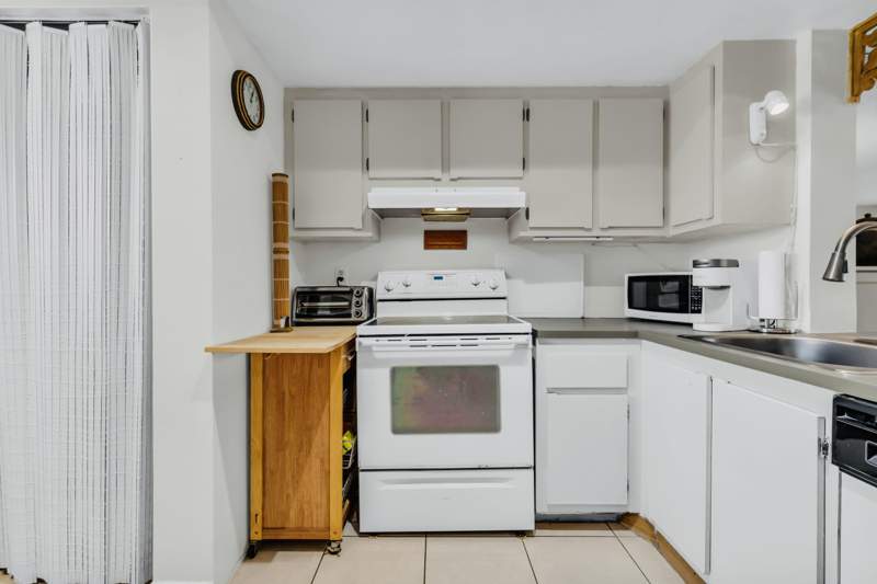 2 bedroom Condominium at 7608 NW 18th Street #108, 17 Of Palm Springs 2 Condo, Margate — photo 5
