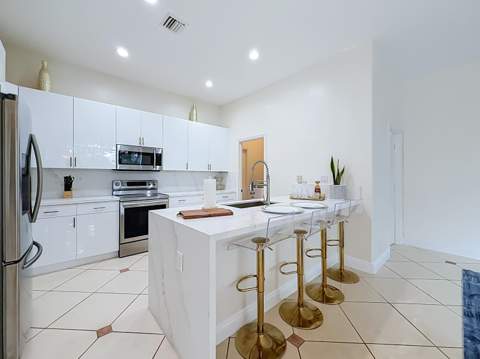 6657 Lurais Drive, Lake Worth FL - photo 16 of 48