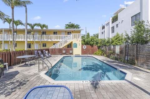 2655 NE 8th Avenue #106, Wilton Manors FL - photo 7 of 20