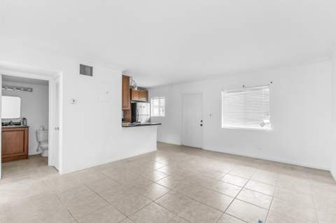 2655 NE 8th Avenue #106, Wilton Manors FL - photo 6 of 20