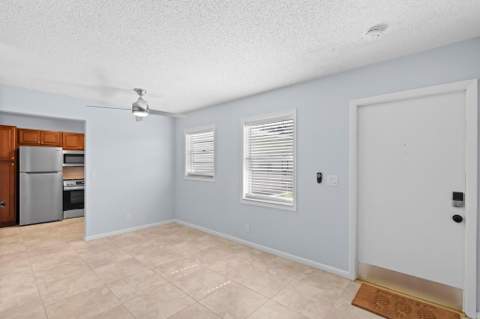 1127 S Federal Highway #103, Lake Worth Beach FL - photo 6 of 27
