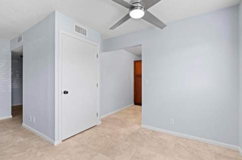 1127 S Federal Highway #103, Lake Worth Beach FL - photo 20 of 27