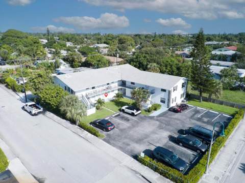 1127 S Federal Highway #103, Lake Worth Beach FL - photo 23 of 27