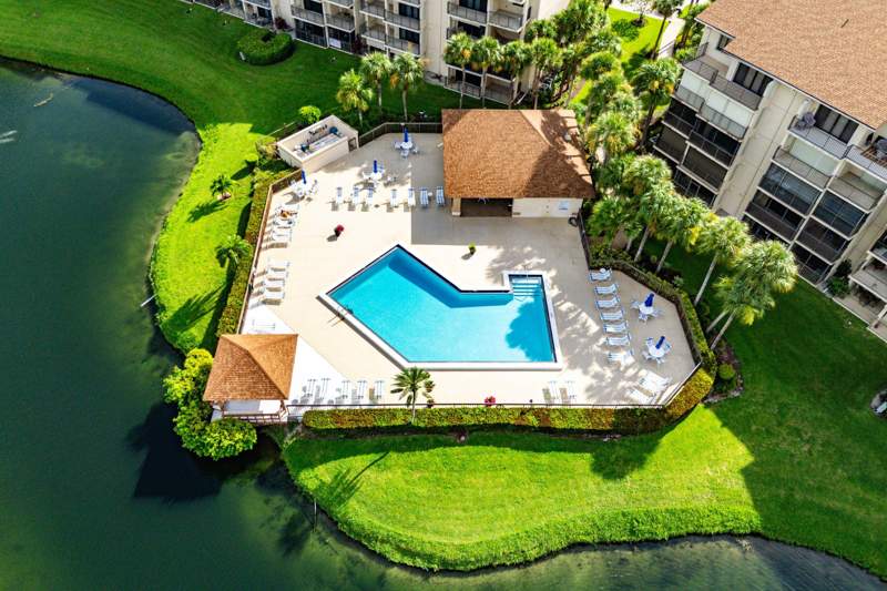 2 bedroom Condominium at 901 Seafarer Circle #403, Marina At The Bluffs, Jupiter — photo 5