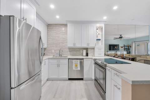 2500 NE 36th Street #5, Lighthouse Point FL - photo 12 of 48