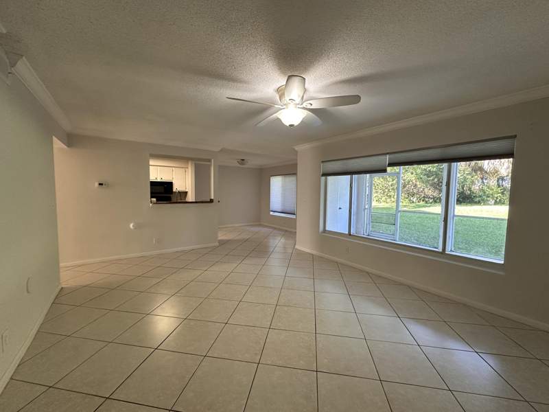 2 bedroom Condominium at 815 W Boynton Beach Boulevard #16-104, Casablanca Isles Condo, Boynton Beach — photo 2
