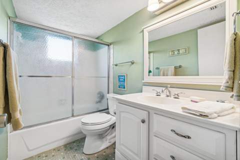 108 NE 20th Avenue #201, Boynton Beach FL - photo 24 of 39