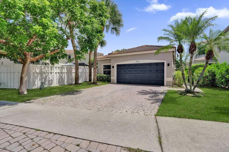 3 bedroom Single Family Residence at 3932 NW 62nd Court, Cocobay, Coconut Creek — photo 2