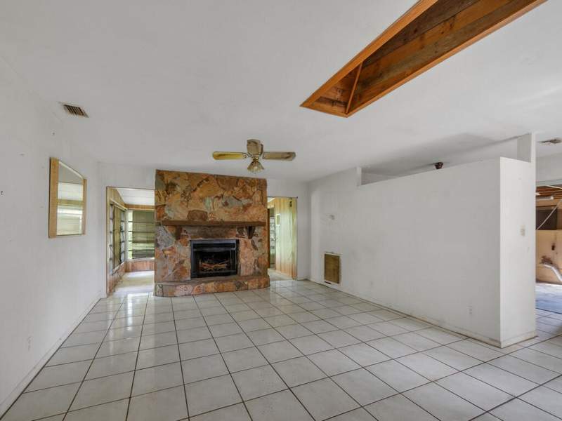 3 bedroom Single Family Residence at 490 Sandia Avenue, River Park Unit 5, Port St. Lucie — photo 4
