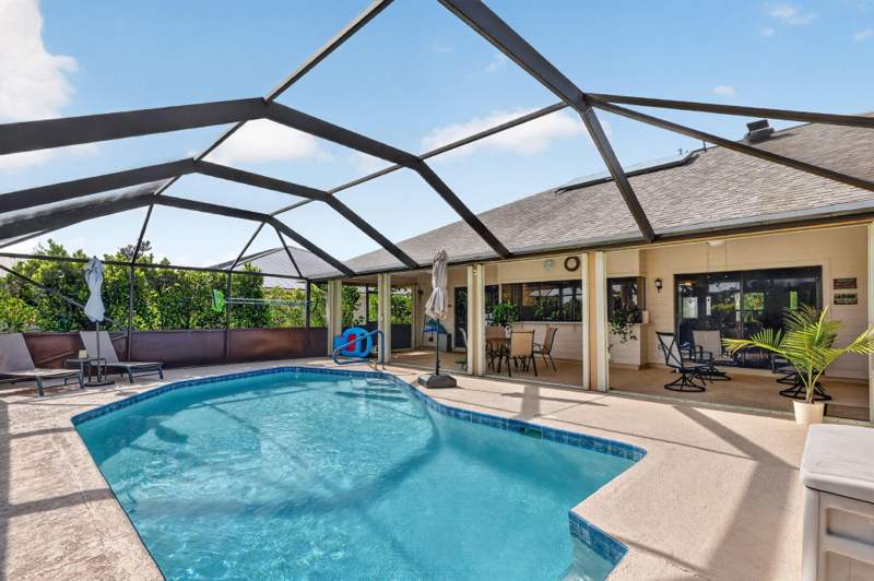 3 bedroom Single Family Residence at 1549 SW Aledo Lane, Port St Lucie Section 14, Port St. Lucie — photo 4