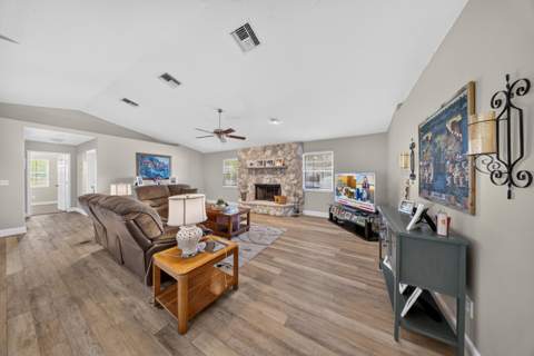 3601 Cottonwood Drive, Fort Pierce FL - photo 18 of 50