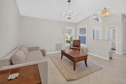 5756 Descartes Circle, Boynton Beach FL - photo 17 of 63