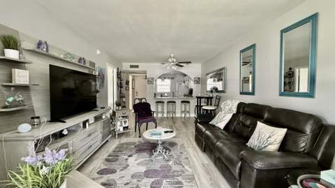 9480 Poinciana Place #201, Davie FL - photo 7 of 47