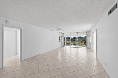 802 Cypress Grove Lane #309, Pompano Beach FL - photo 8 of 82
