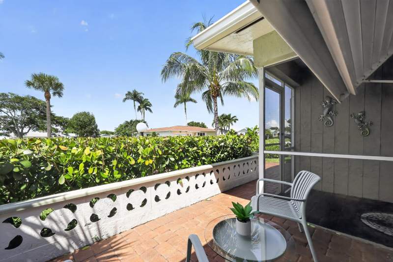 2 bedroom Single Family Residence at 3550 Joseph Drive, Cypress Lakes 2, West Palm Beach — photo 4