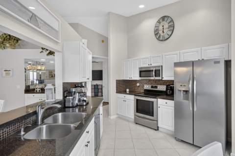 9106 Bay Point Circle, West Palm Beach FL - photo 17 of 87