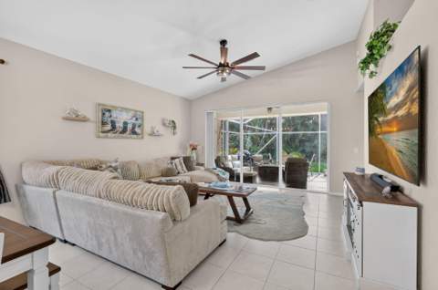 9106 Bay Point Circle, West Palm Beach FL - photo 22 of 87
