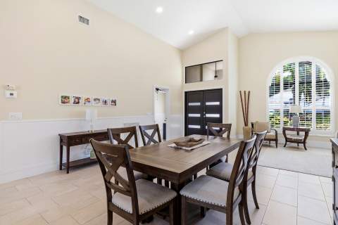 15613 Bent Creek Road, Wellington FL - photo 7 of 43