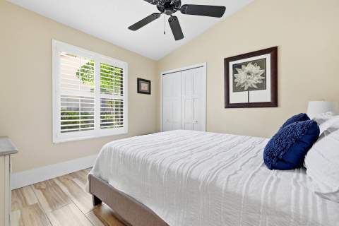 15613 Bent Creek Road, Wellington FL - photo 22 of 43