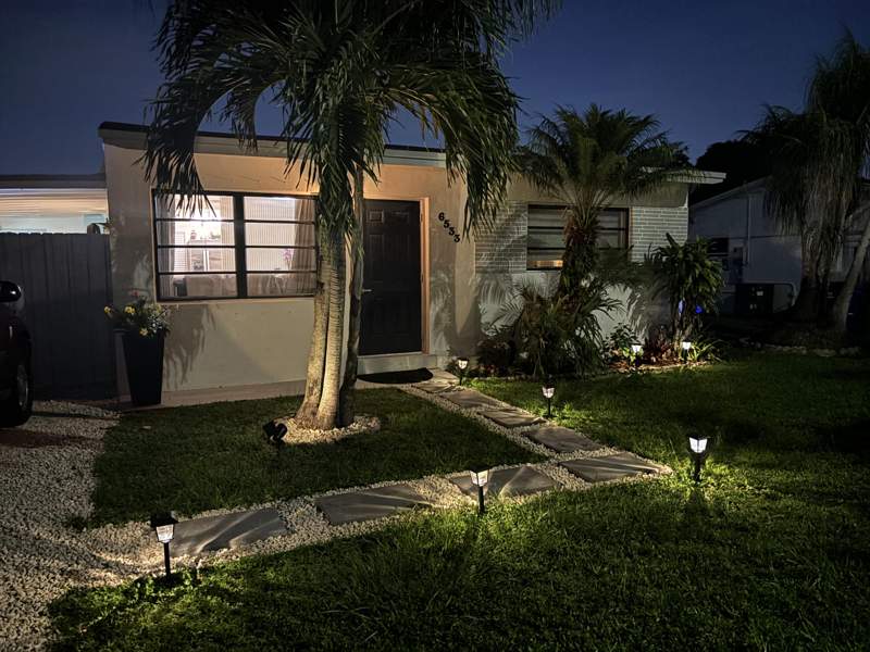 2 bedroom Single Family Residence at 6533 SW 19th Street, Welwyn Park, Miramar — photo 3