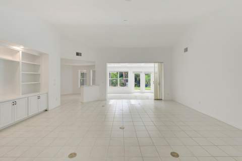 4185 SE Fairway Court, Stuart FL - photo 8 of 64