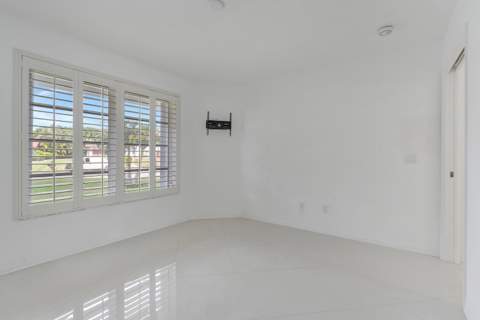 4185 SE Fairway Court, Stuart FL - photo 16 of 64