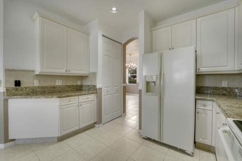 7428 Via Luria, Lake Worth FL - photo 10 of 55