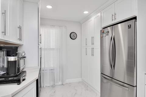 1629 Riverview Road #420, Deerfield Beach FL - photo 8 of 42