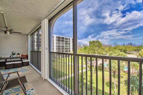 1629 Riverview Road #420, Deerfield Beach FL - photo 24 of 42