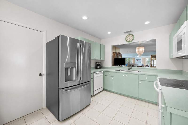 2 bedroom Single Family Residence at 6127 Rainbow Circle, Lucerne Homes East 2, Greenacres — photo 3