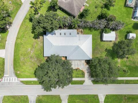 2381 SW Bayshore Boulevard, Port St. Lucie FL - photo 6 of 70