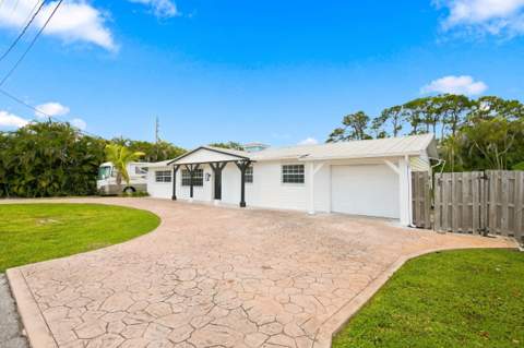 26 SW Cabana Point Circle, Stuart FL - photo 7 of 19