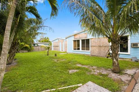 26 SW Cabana Point Circle, Stuart FL - photo 11 of 19