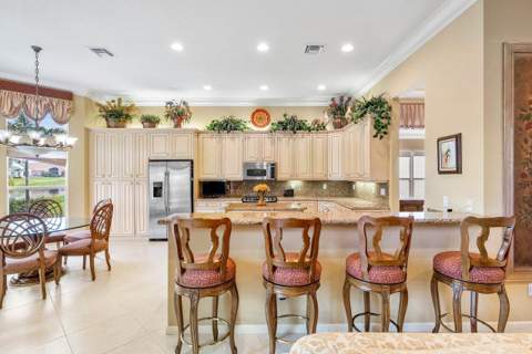 6558 Sand City Way, Delray Beach FL - photo 12 of 37